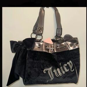 Juicy Couture Black Vintage Dreams Tote Daydreamer
